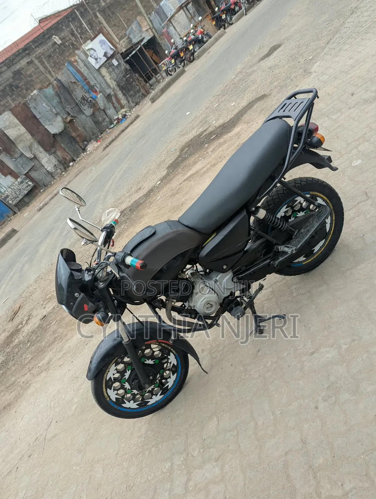 Bajaj Boxer 2021 Black