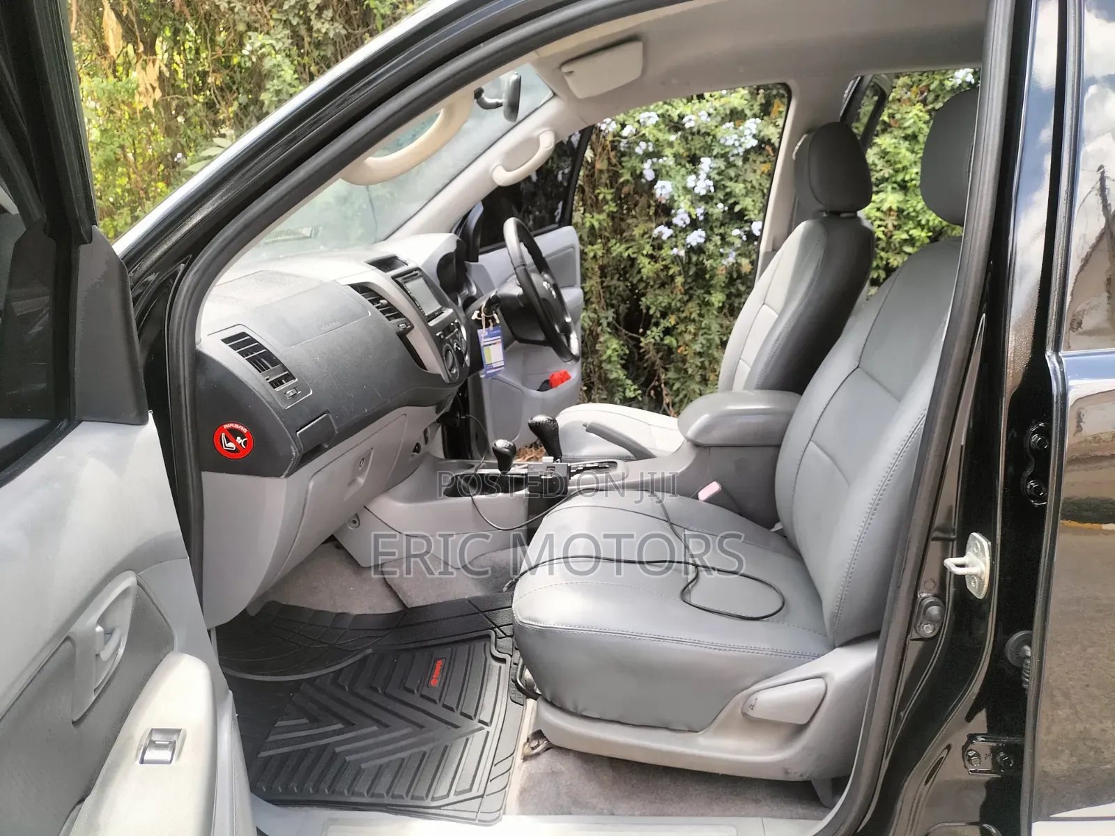 Toyota Hilux 2008 Black