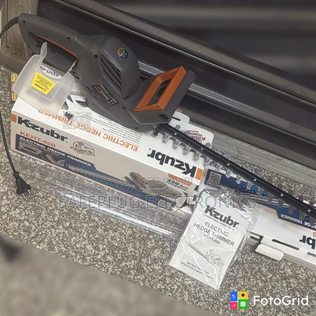 Heavy-Duty Electric Hedge Trimmer – - main view