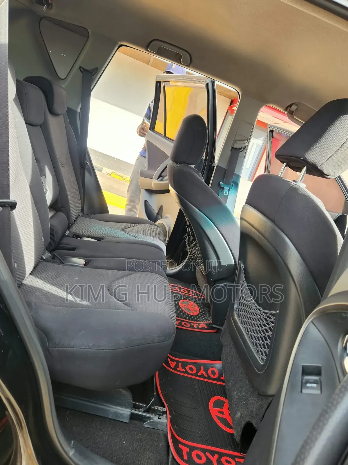 Toyota RAV4 2010 Black