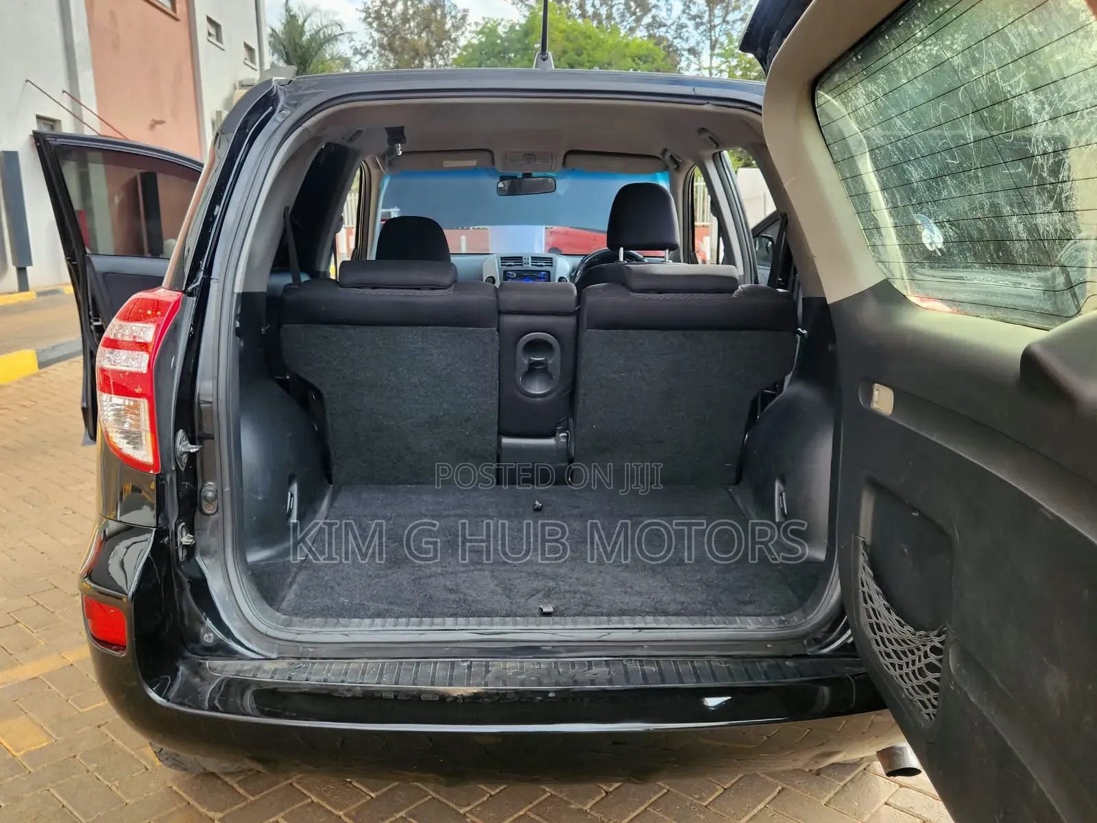 Toyota RAV4 2010 Black