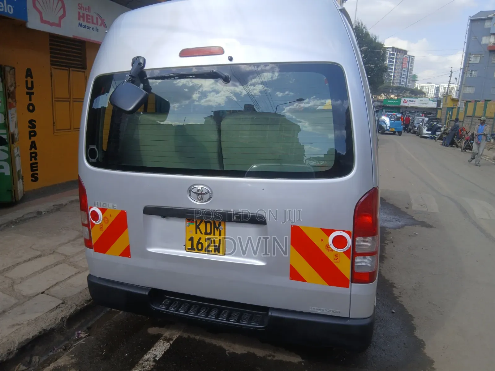 Toyota HiAce 2016 Silver
