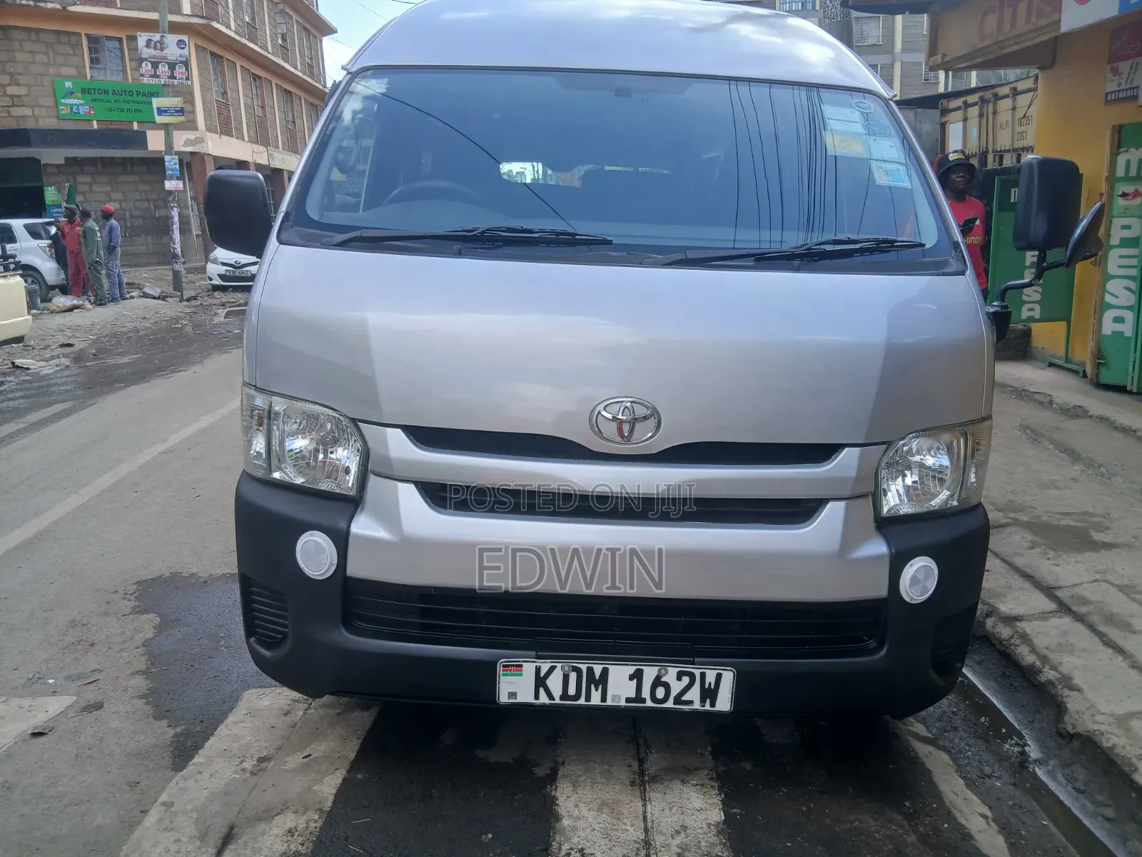 Toyota HiAce 2016 Silver