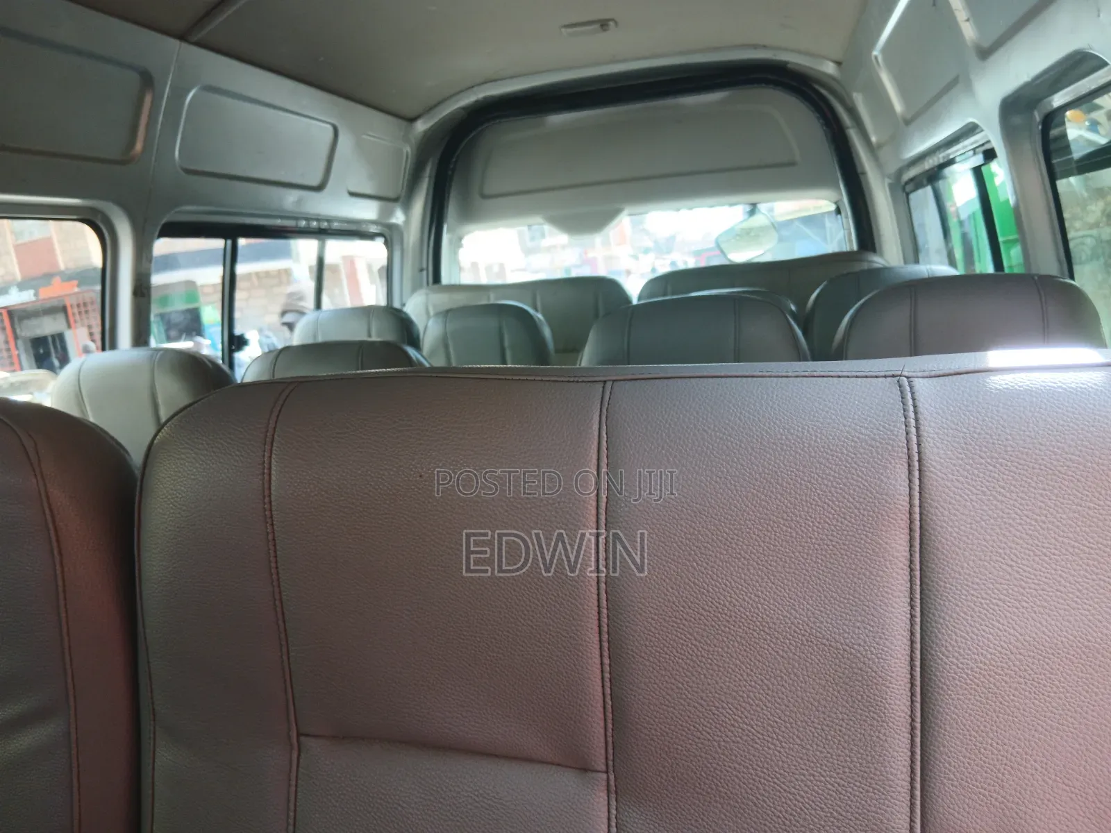 Toyota HiAce 2016 Silver