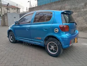 Toyota Vitz 1.3 FWD 5dr 2004 Blue