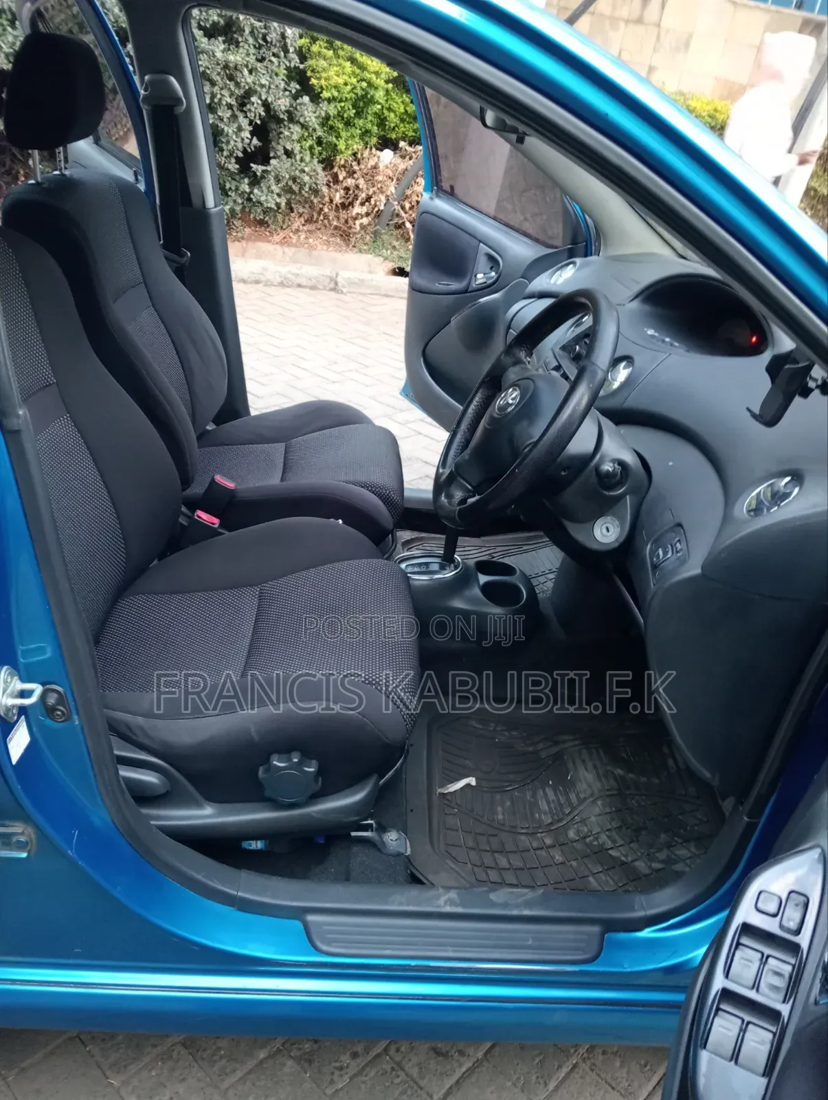 Toyota Vitz 1.3 FWD 5dr 2004 Blue