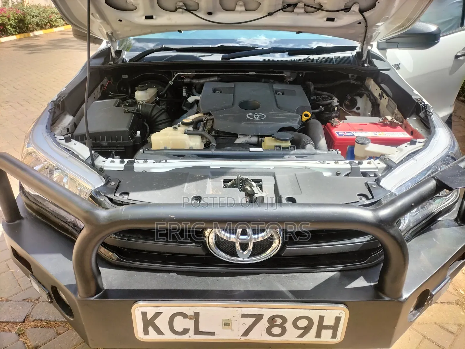 Toyota Hilux 2017 White