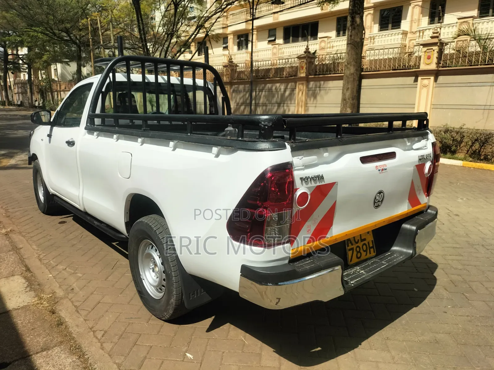 Toyota Hilux 2017 White