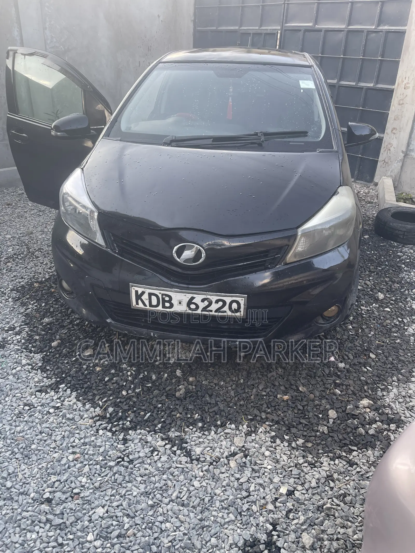 Toyota Vitz 2013 Black
