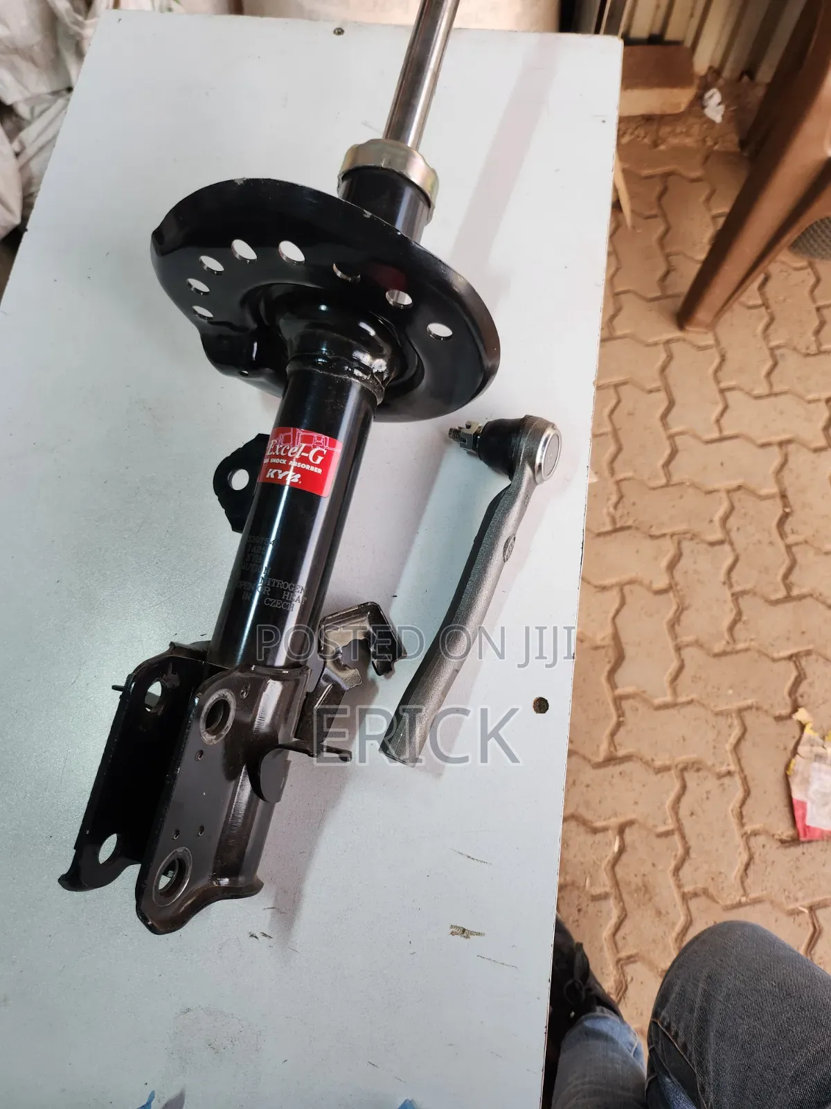 Nissan Juke Front Right Shock Absorber