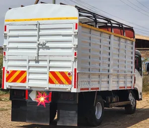 Isuzu NMR Year 2014.