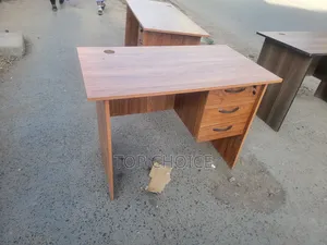 Office Desk 1m