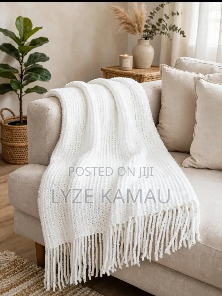 Knitted Tassel Throw Blankey