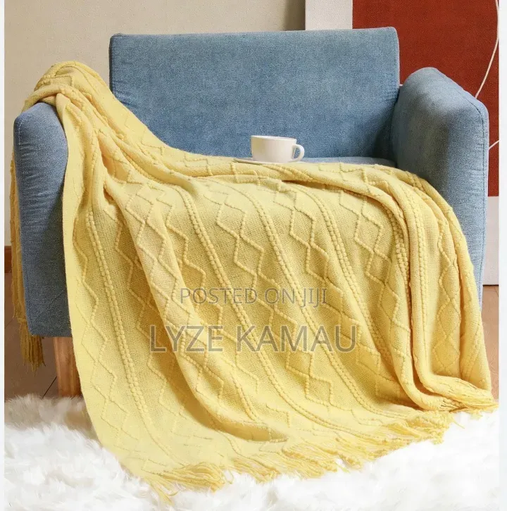 Knitted Tassel Throw Blankey