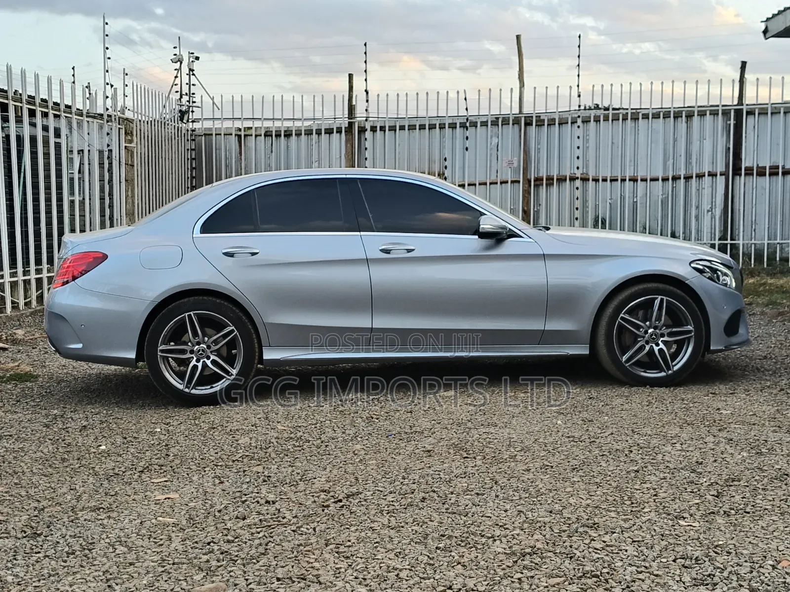 Mercedes-Benz C250 2015 Blue