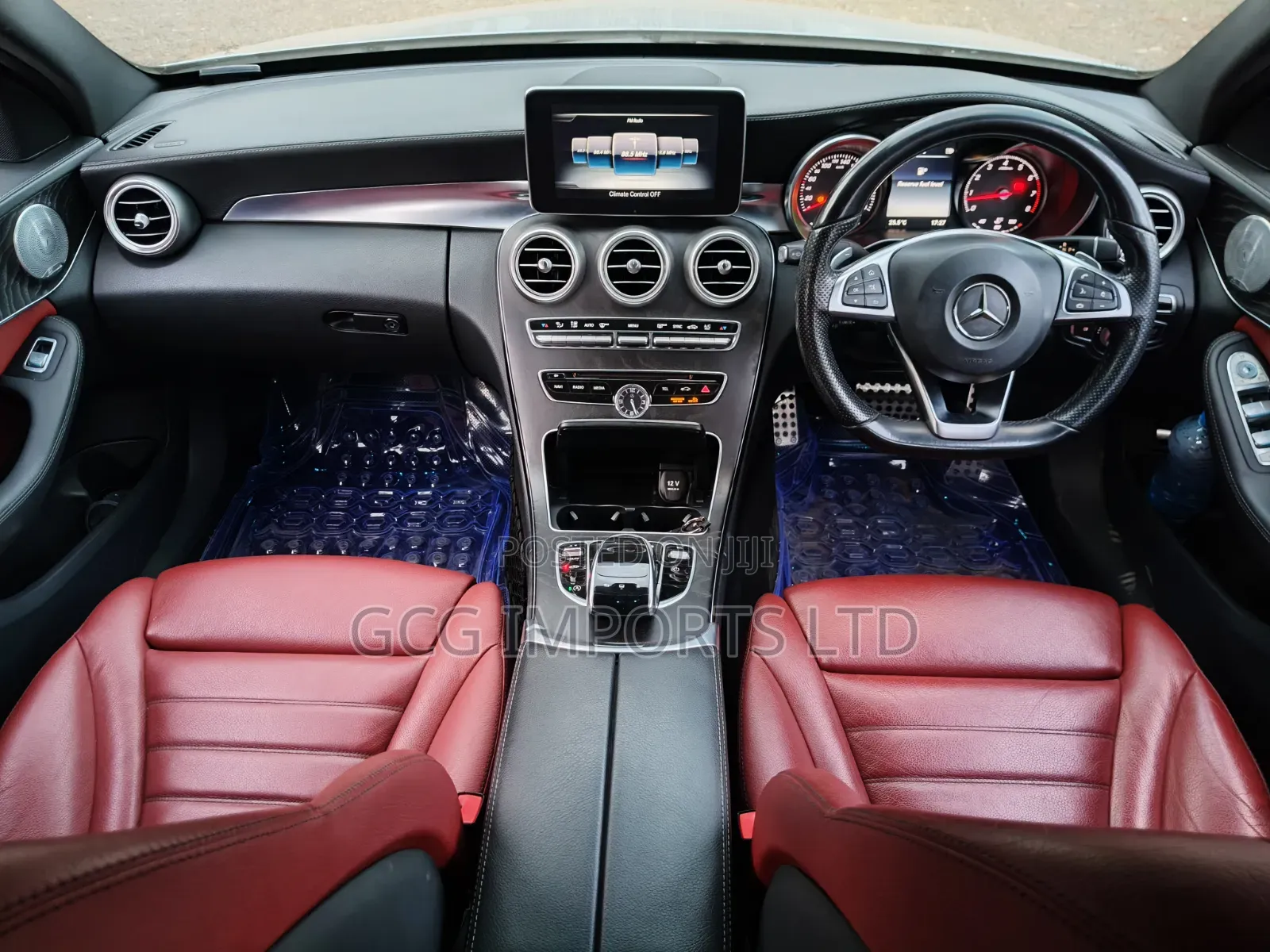 Mercedes-Benz C250 2015 Blue