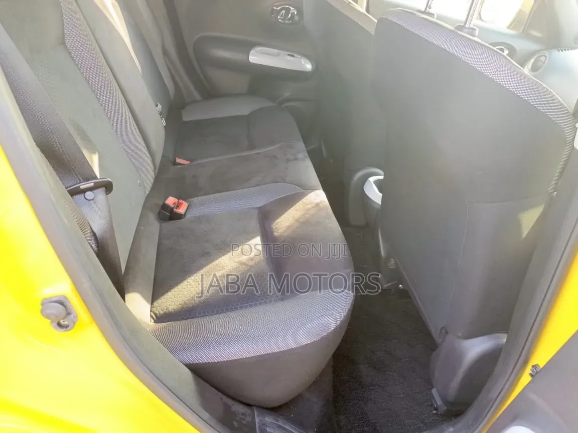 Nissan Juke 2018 Yellow