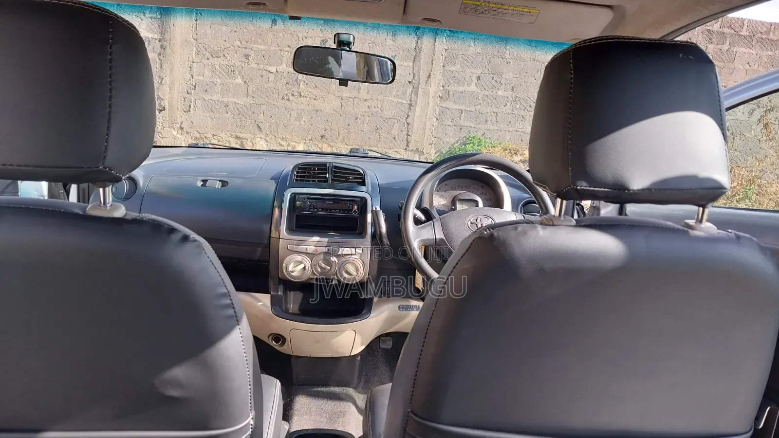 Toyota Passo 1.3 FWD 2010 Silver