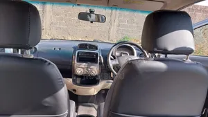 Toyota Passo 1.3 FWD 2010 Silver