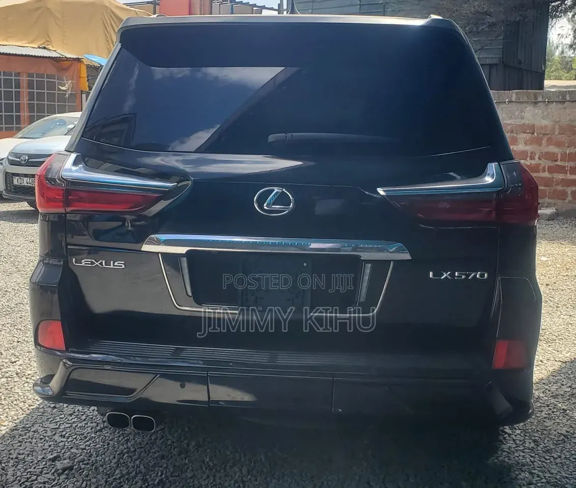 Lexus LX 570 AWD 2016 Black