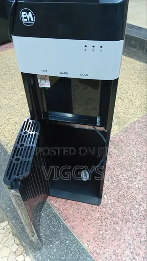 Bottom Bottom Dispenser