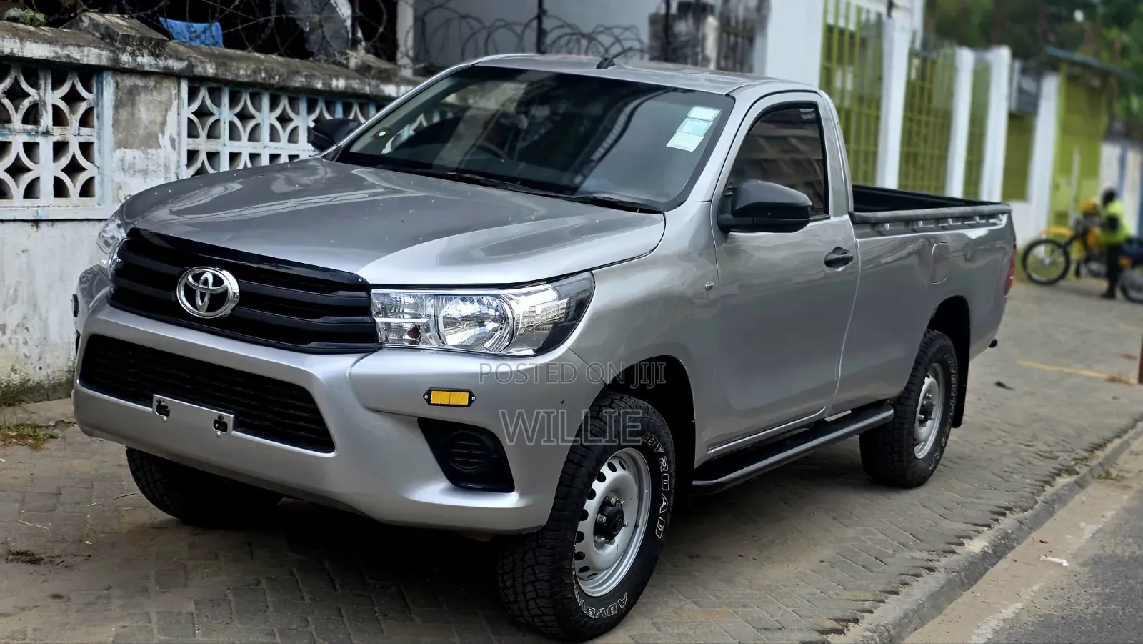 Toyota Hilux 2021 Silver