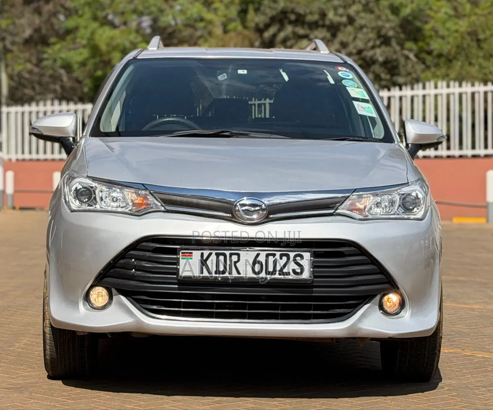 Toyota Corolla Fielder 2017 Silver