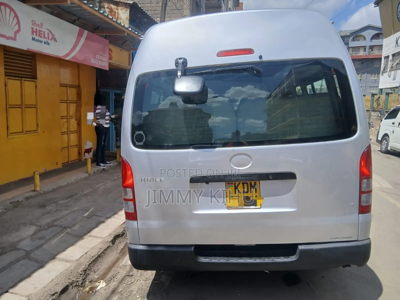 Toyota HiAce 2015 Silver