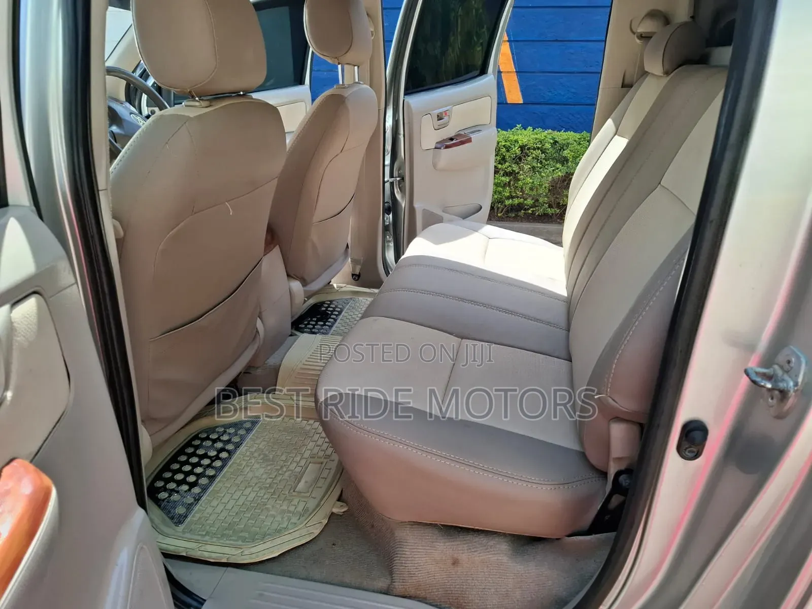 Toyota Hilux 2011 Silver