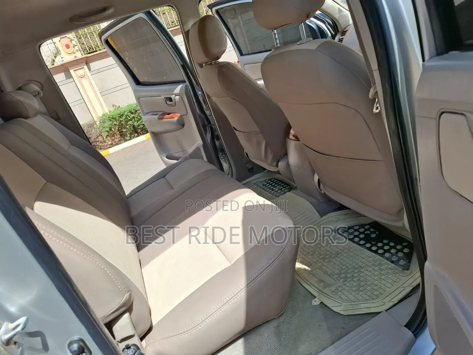 Toyota Hilux 2011 Silver