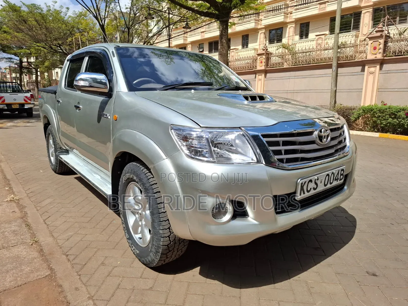 Toyota Hilux 2011 Silver