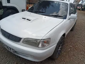 Toyota Corolla 2001 White