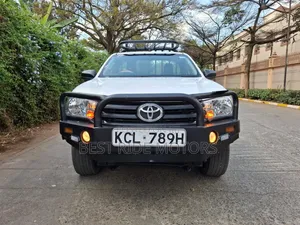 Toyota Hilux Revo Single Cab Deisel 2.4 RWD 2017 White