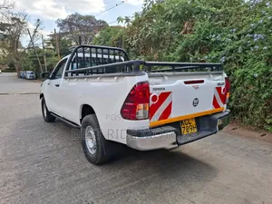 Toyota Hilux Revo Single Cab Deisel 2.4 RWD 2017 White