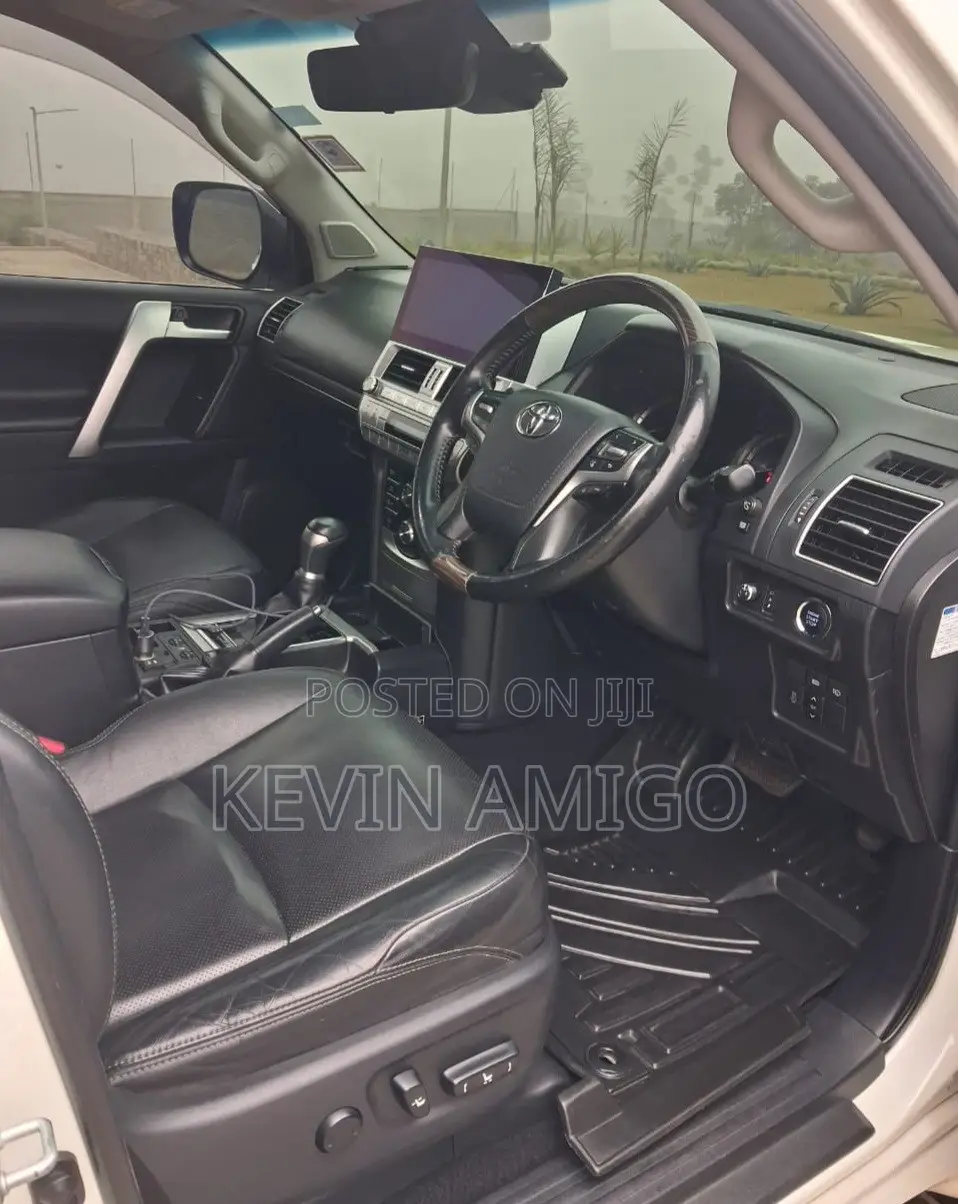 Toyota Land Cruiser 2019