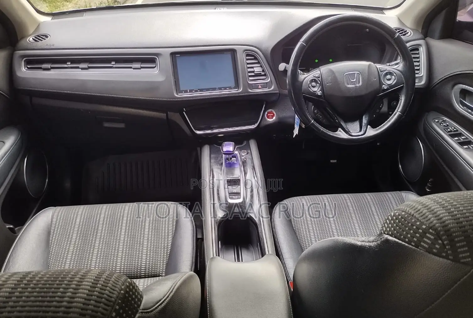 Honda Vezel 1.5 2WD 2017 White