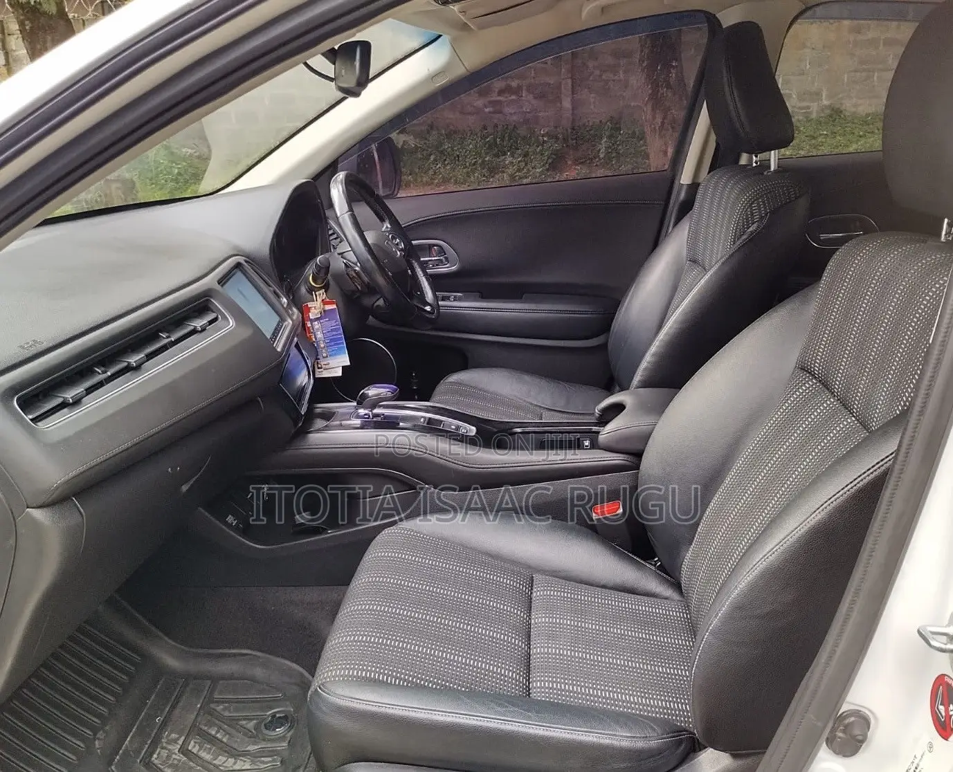 Honda Vezel 1.5 2WD 2017 White