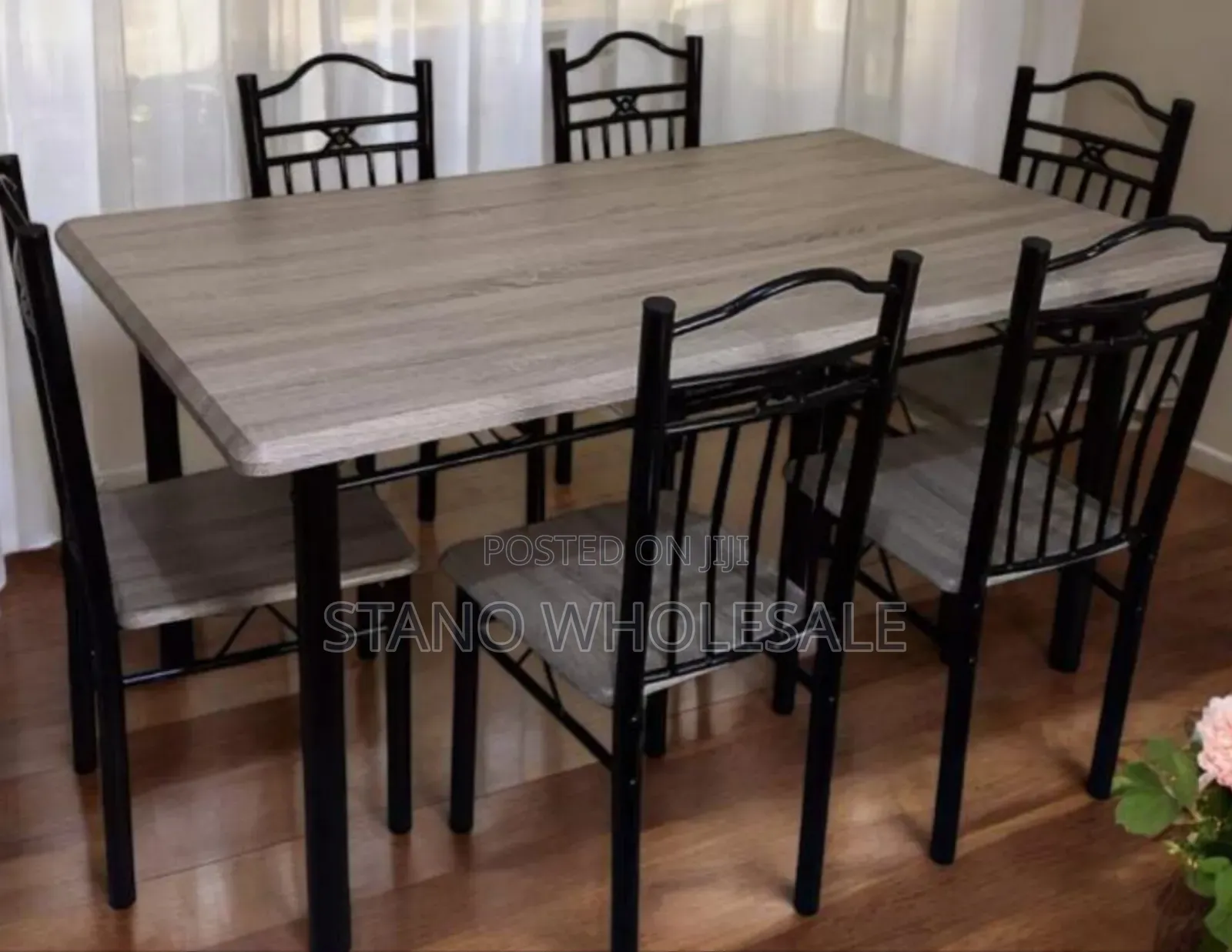 6 Seaters Dinning Table