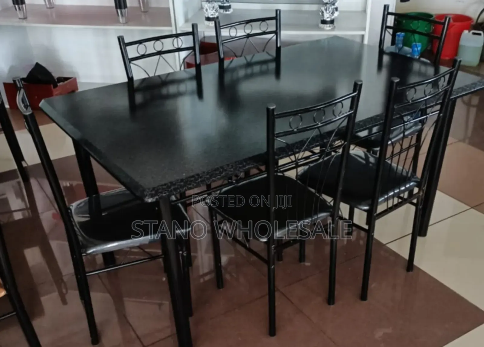 Executive 6 Seaters Dinning Table