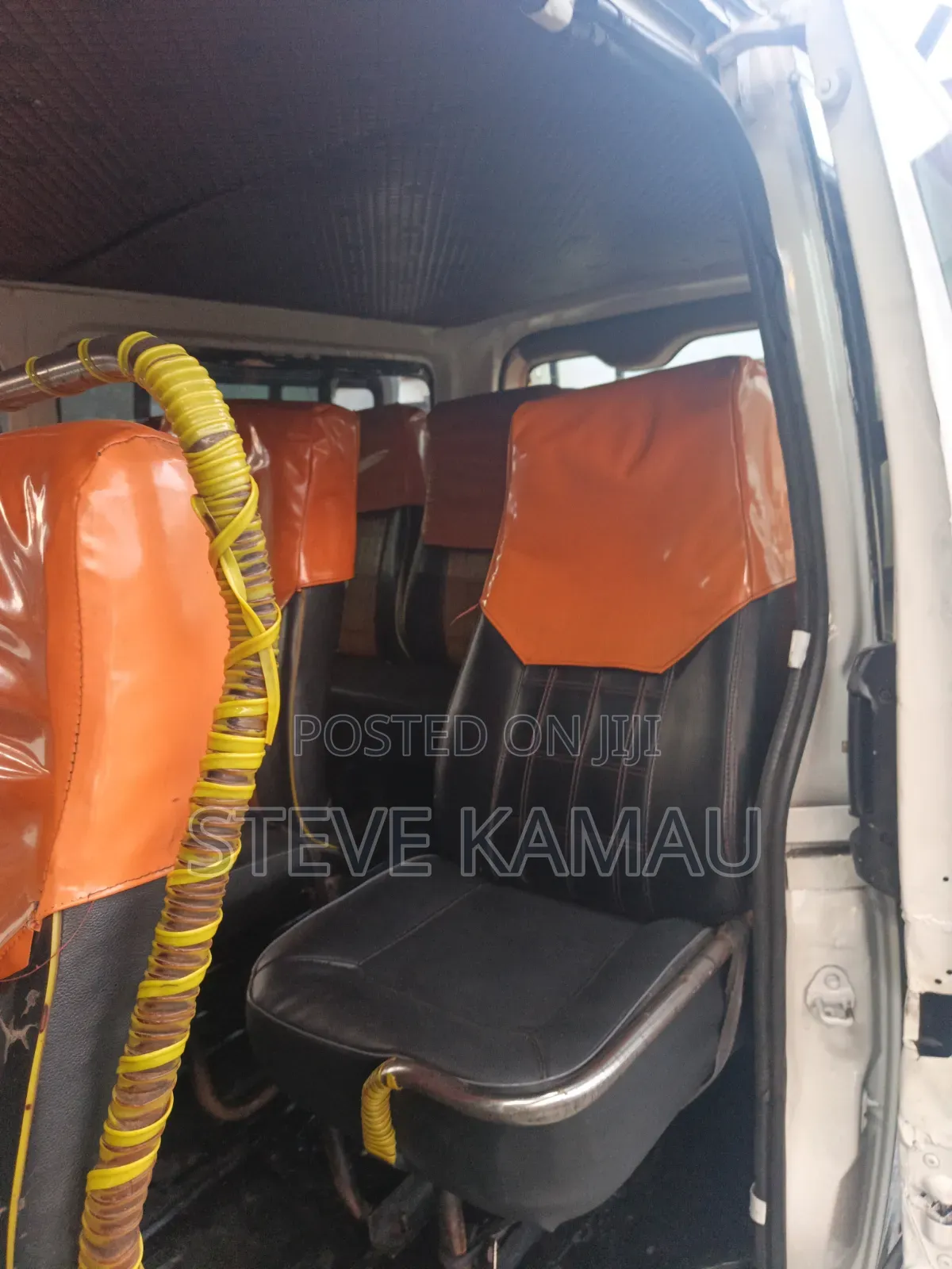 Toyota HiAce 2011 White