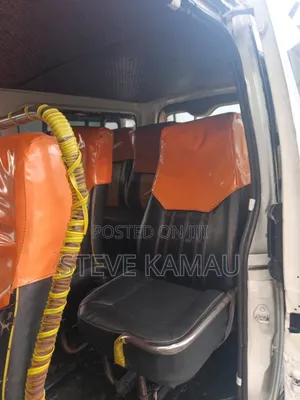 Toyota HiAce 2011 White