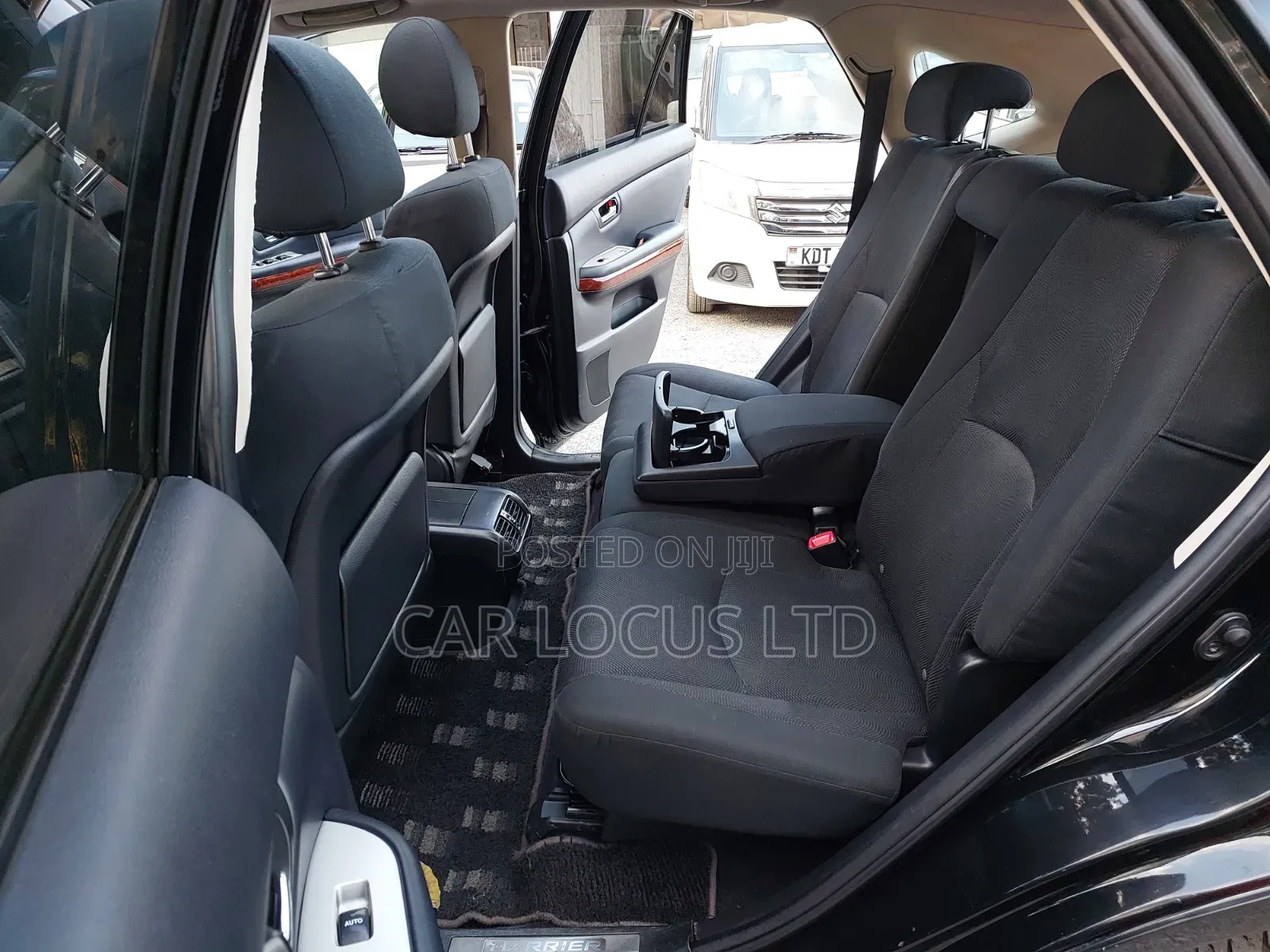 Toyota Harrier 2.4 4WD 2011 Black
