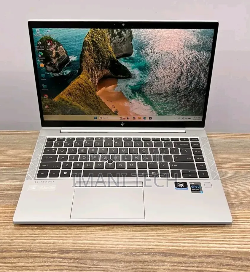 Laptop HP EliteBook 830 G8 16GB Intel Core i7 SSD 512GB