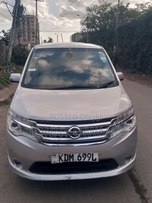 Nissan Serena 2016 Silver