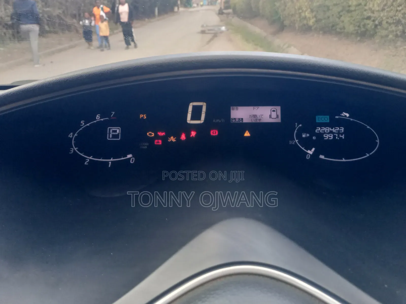 Nissan Serena 2016 Silver