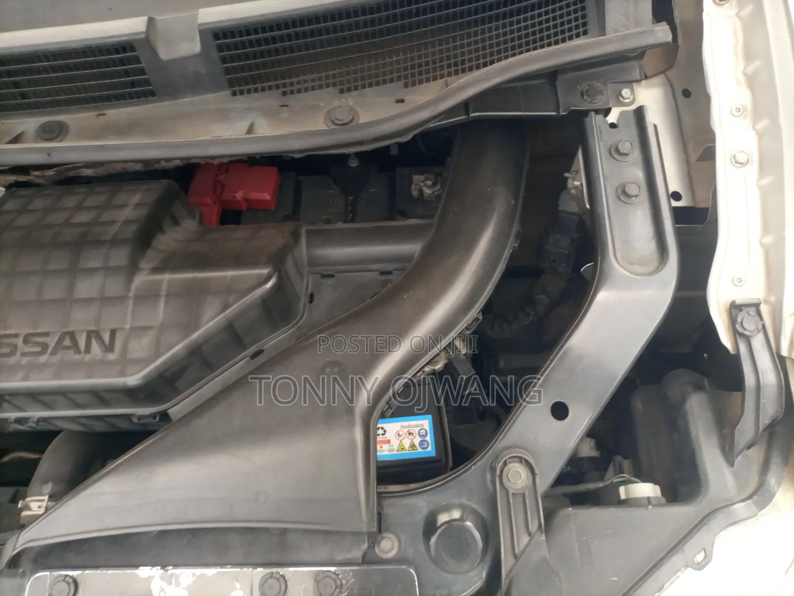 Nissan Serena 2016 Silver