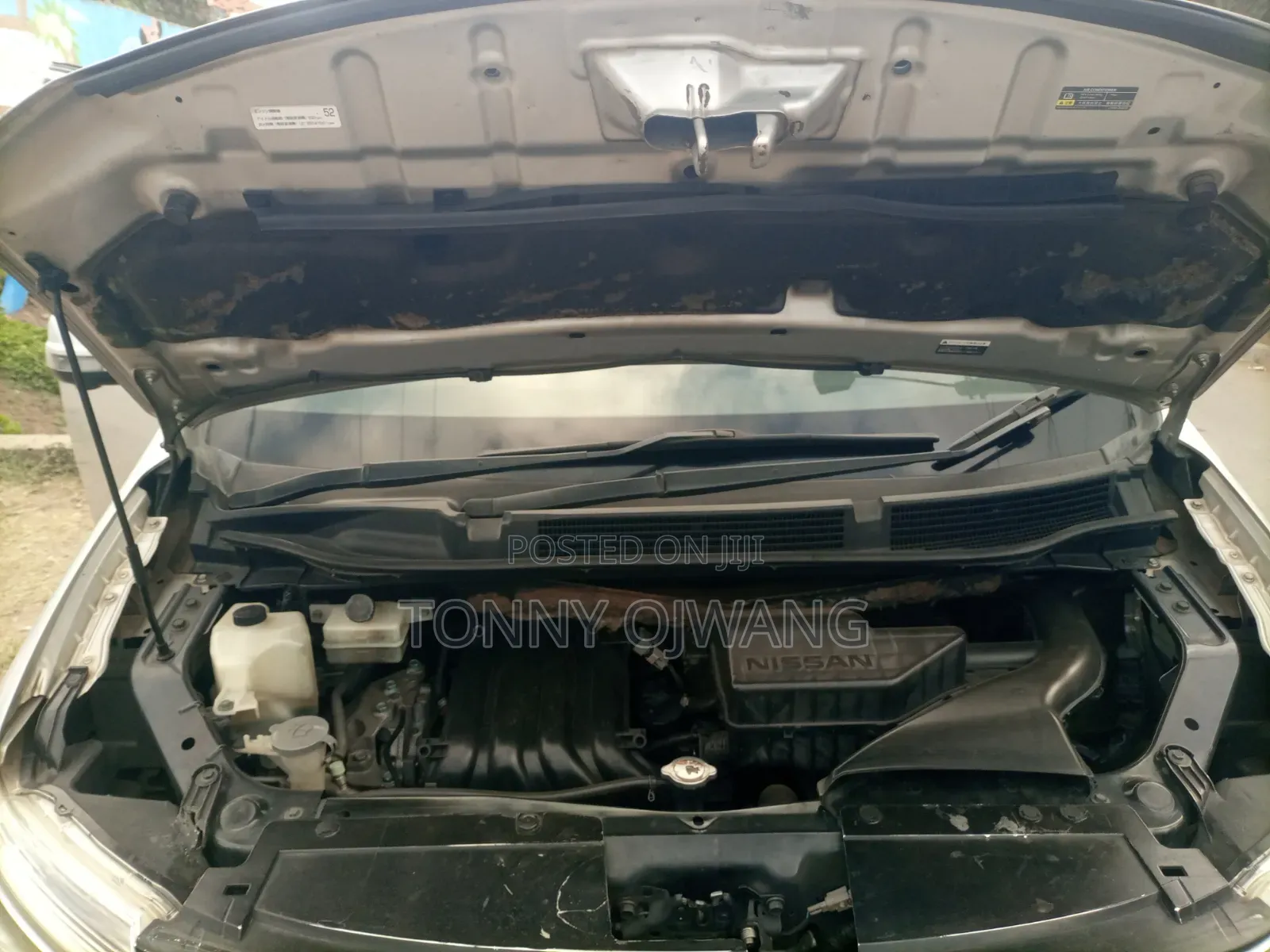 Nissan Serena 2016 Silver
