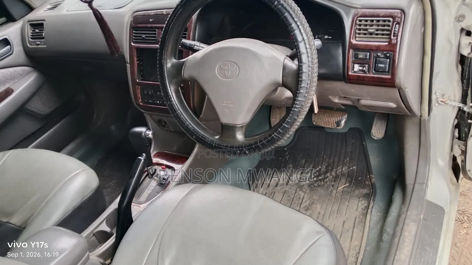 Toyota Premio 2002 White