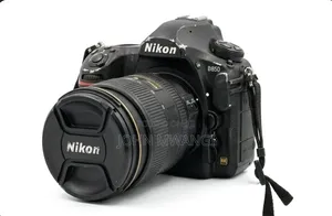 Nikon Camera +Sigma Lense 25-70mm