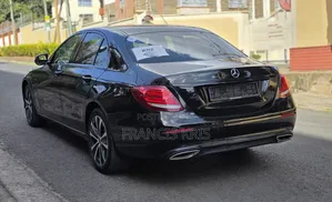 Mercedes-Benz E300 2019 Black